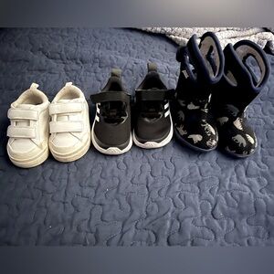 3 pairs of toddler size 4 shoes